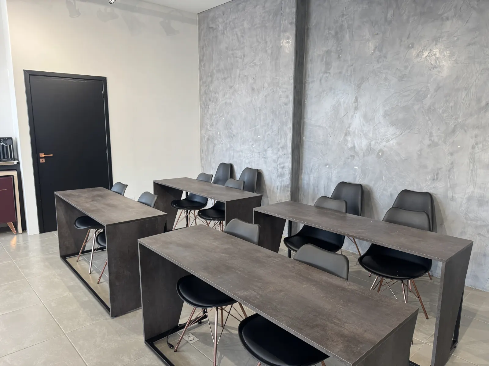 Schuster Clinic: Espaço e formação